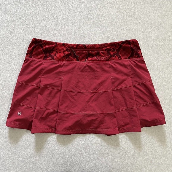 lululemon athletica Skirts Lululemon Mini Ziggy Snake Red Tide